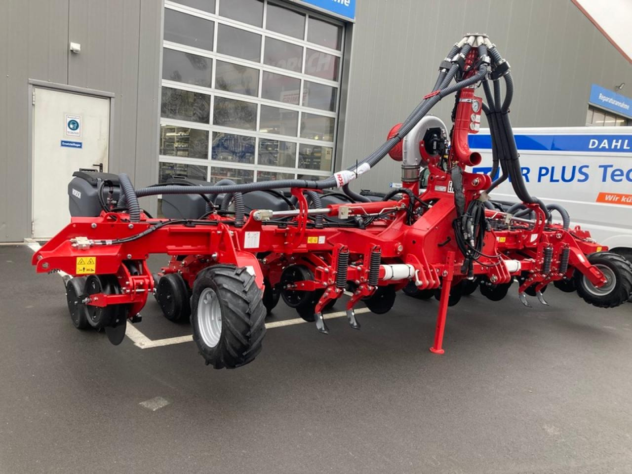 Horsch MAESTRO8.75RX AUTOFORCE - Sembradora de precisión: foto 1 Horsch MAESTRO8.75RX AUTOFORCE - Sembradora de precisión: foto 1