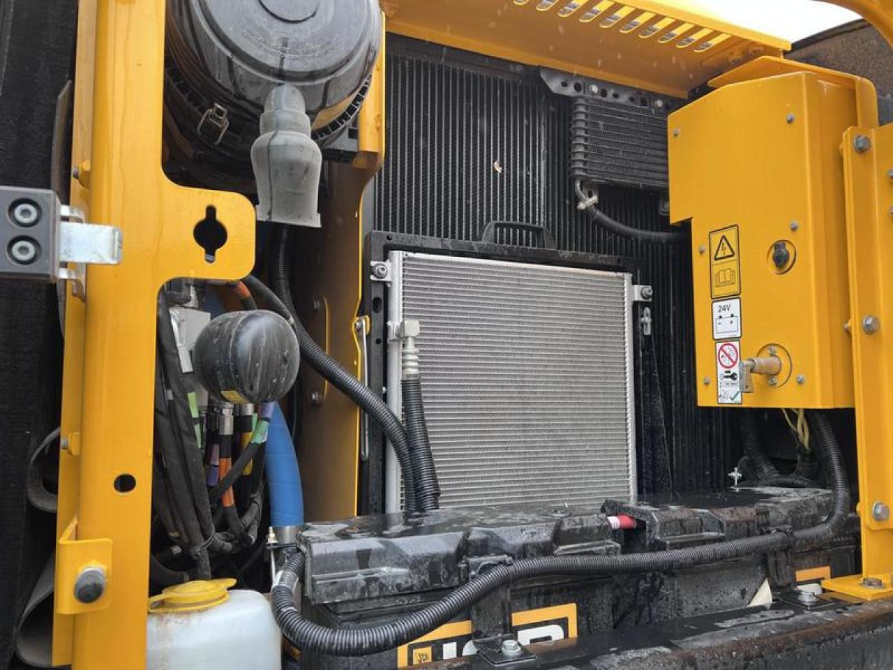 JCB JS145W - Excavadora de ruedas: foto 4 JCB JS145W - Excavadora de ruedas: foto 4