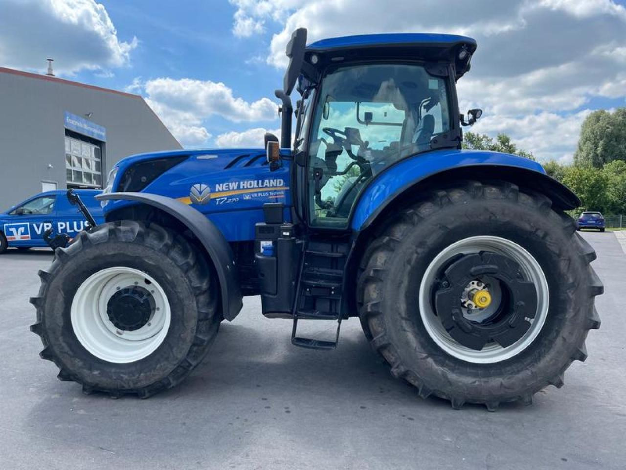 New Holland T 7.270 AUTOCOMMAND AKTION - Tractor: foto 2 New Holland T 7.270 AUTOCOMMAND AKTION - Tractor: foto 2