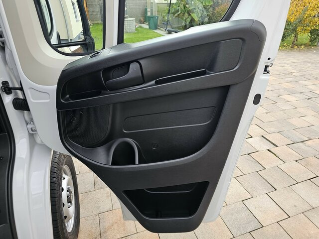 Arrendamiento de FIAT Ducato 120 L2H1 Premium Kabine + Visibility... FIAT Ducato 120 L2H1 Premium Kabine + Visibility...: foto 20