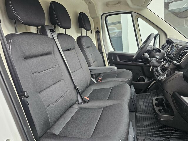 Arrendamiento de FIAT Ducato 120 L2H1 Premium Kabine + Visibility... FIAT Ducato 120 L2H1 Premium Kabine + Visibility...: foto 15