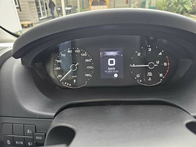 Arrendamiento de FIAT Ducato 120 L2H1 Premium Kabine + Visibility... FIAT Ducato 120 L2H1 Premium Kabine + Visibility...: foto 7