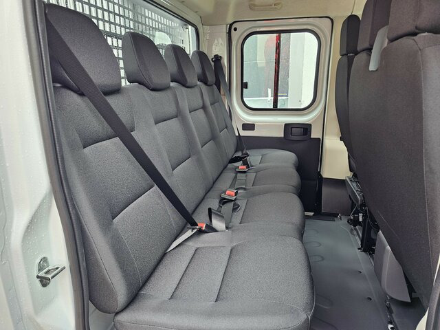 Furgoneta caja abierta, Furgoneta combi nuevo FIAT Ducato MAXI 140 Serie10-9.2 2025 L5 DOKA 3,3 M.: foto 21