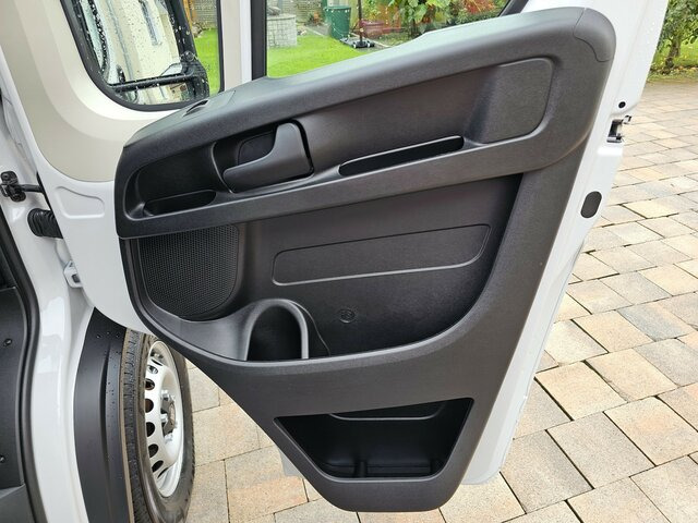 Furgoneta caja abierta, Furgoneta combi nuevo FIAT Ducato MAXI 140 Serie10-9.2 2025 L5 DOKA 3,3 M.: foto 20