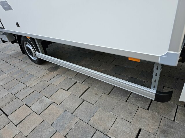 Arrendamiento de IVECO Daily 35S18 3.0 Koffer LBW Bär ACC LED sofort!... IVECO Daily 35S18 3.0 Koffer LBW Bär ACC LED sofort!...: foto 19