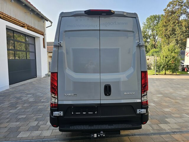 Furgón, Furgoneta combi nuevo IVECO Daily 35S18HA8V DOKA Hi-Matic 12m³ 2xSchiebetür: foto 26