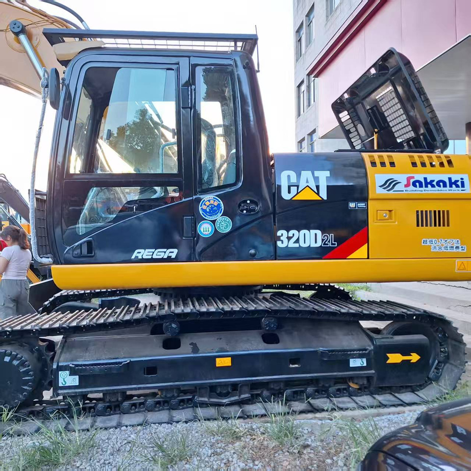 CAT 320D2L Excavator - Excavadora de cadenas: foto 3 CAT 320D2L Excavator - Excavadora de cadenas: foto 3