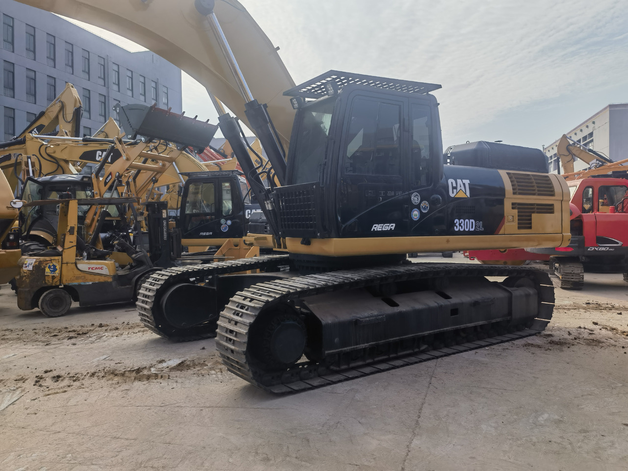 CAT 330D2L Excavator - Excavadora de cadenas: foto 1 CAT 330D2L Excavator - Excavadora de cadenas: foto 1
