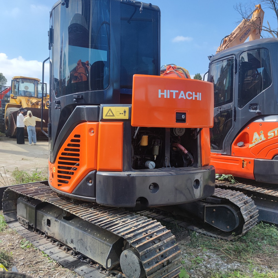 Hitachi ZX50 Excavator - Excavadora de cadenas: foto 4 Hitachi ZX50 Excavator - Excavadora de cadenas: foto 4