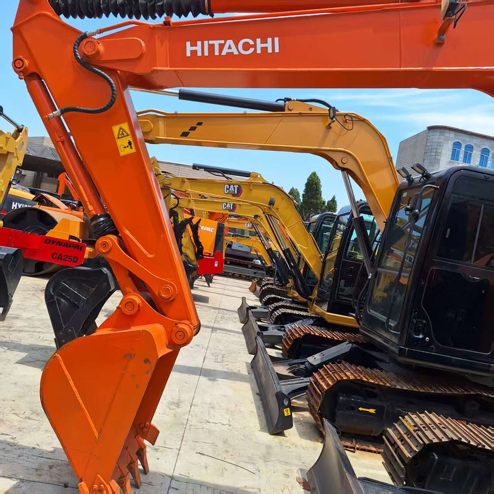 Hitachi ZX70 Excavator - Miniexcavadora: foto 3 Hitachi ZX70 Excavator - Miniexcavadora: foto 3