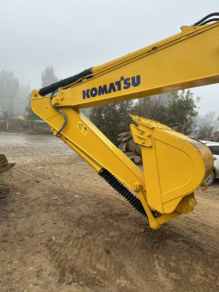 Komatsu PC200-7 excavator - Excavadora de cadenas: foto 5 Komatsu PC200-7 excavator - Excavadora de cadenas: foto 5