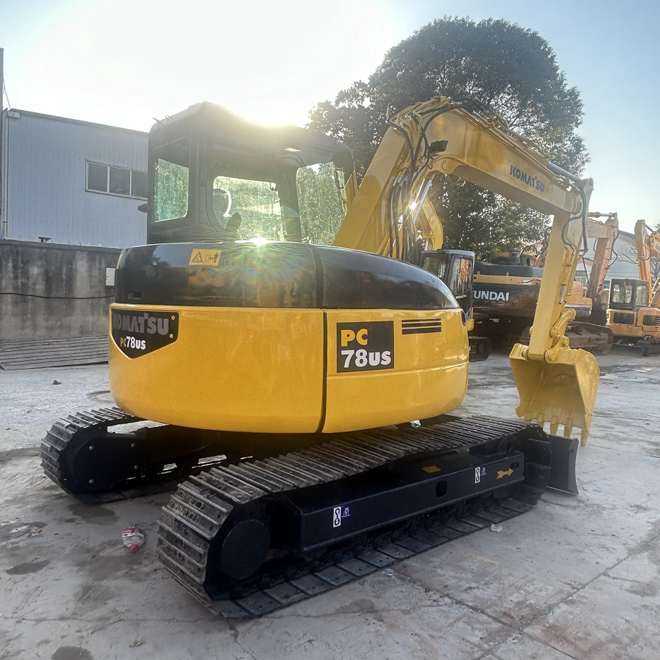 Komatsu PC78US Excavator - Excavadora: foto 2 Komatsu PC78US Excavator - Excavadora: foto 2