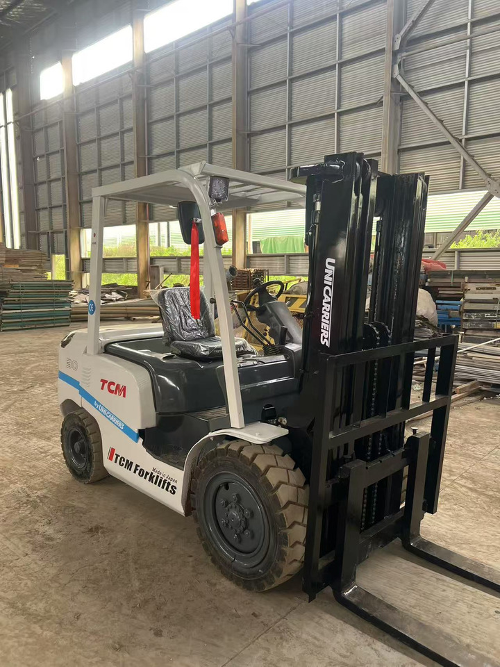 TCM FD30 Forklift - Carretilla elevadora diésel: foto 4 TCM FD30 Forklift - Carretilla elevadora diésel: foto 4