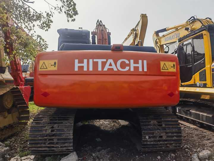 Used Hitachi ZX200-3 Excavator 20 Ton Digger Cheap Price and high quality Crawler Excavator for sale in shanghai - Excavadora: foto 3 Used Hitachi ZX200-3 Excavator 20 Ton Digger Cheap Price and high quality Crawler Excavator for sale in shanghai - Excavadora: foto 3