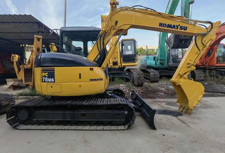 Used Japan Original 7ton Komatsu PC78US Excavator Komatsu used Excavator With High Quality Engine For Sale - Excavadora: foto 3 Used Japan Original 7ton Komatsu PC78US Excavator Komatsu used Excavator With High Quality Engine For Sale - Excavadora: foto 3