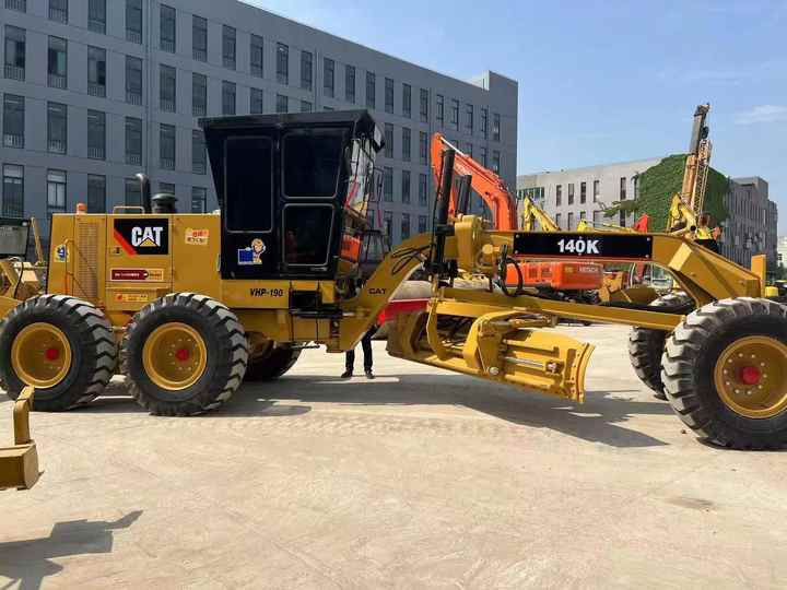 Used excavator High Load Capacity Hitachi ZX200-3 Used Excavator with Track Core Components Included Engine and Pump - Excavadora: foto 4 Used excavator High Load Capacity Hitachi ZX200-3 Used Excavator with Track Core Components Included Engine and Pump - Excavadora: foto 4
