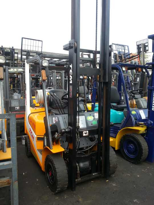 Warehouse handling using TCM30 forklift 3 tons TCM FD30 used forklift FD30 used forklifts sale shanghai china - Carretilla elevadora diésel: foto 3 Warehouse handling using TCM30 forklift 3 tons TCM FD30 used forklift FD30 used forklifts sale shanghai china - Carretilla elevadora diésel: foto 3