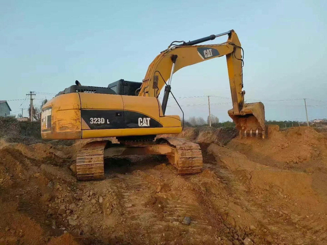 Cat 323d excavators - Excavadora: foto 1 Cat 323d excavators - Excavadora: foto 1