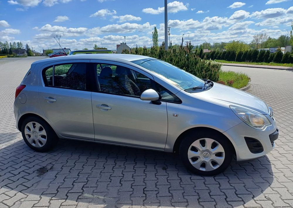 Opel Corsa 1.2 16V Graphite - Coche: foto 3 Opel Corsa 1.2 16V Graphite - Coche: foto 3