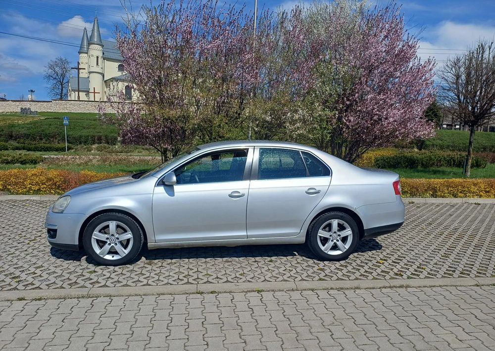 Volkswagen Jetta - Berlina: foto 3 Volkswagen Jetta - Berlina: foto 3