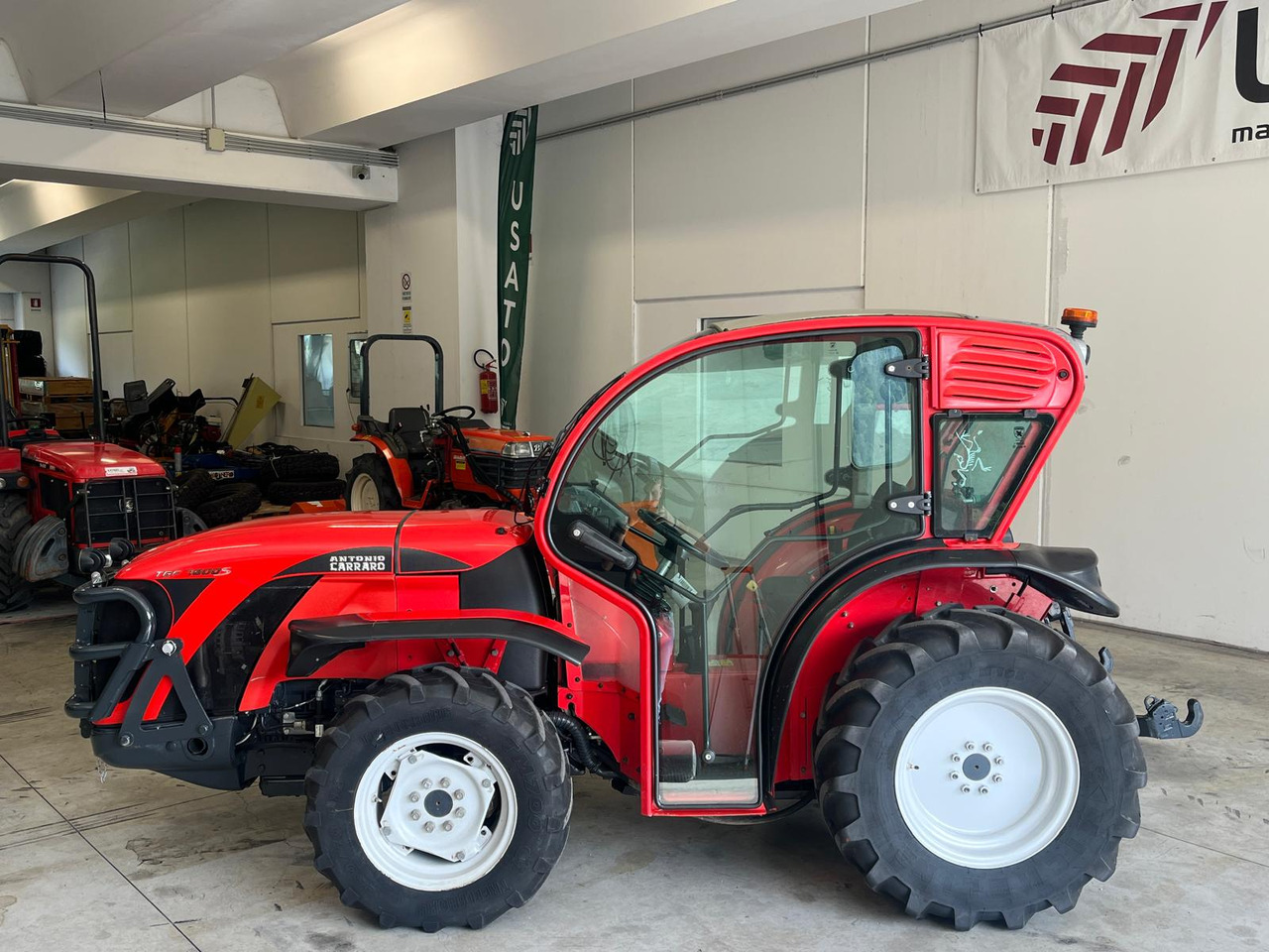 ANTONIO CARRARO TGF 7800S - Tractor: foto 3 ANTONIO CARRARO TGF 7800S - Tractor: foto 3