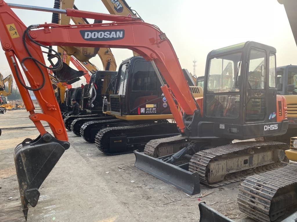 Doosan DH 55 - Miniexcavadora: foto 2 Doosan DH 55 - Miniexcavadora: foto 2