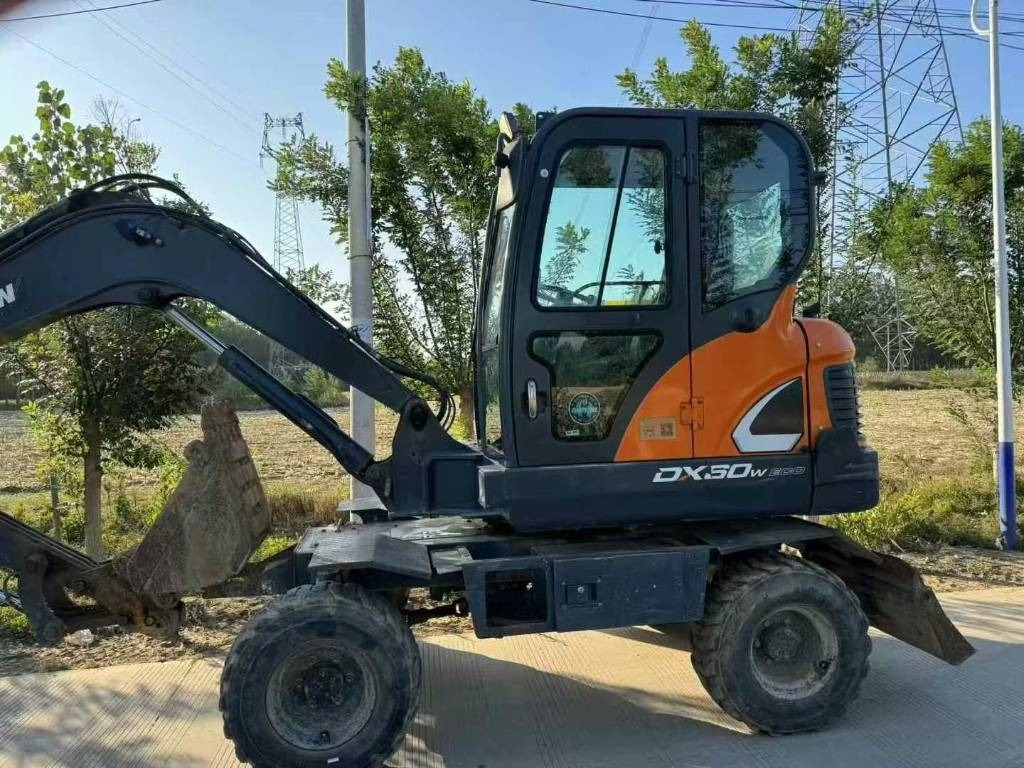 Doosan DX 60  - Miniexcavadora: foto 4 Doosan DX 60  - Miniexcavadora: foto 4