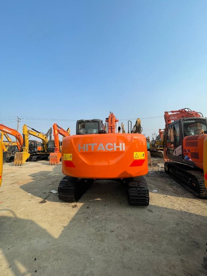Excavadora de cadenas Hitachi ZX 130: foto 7