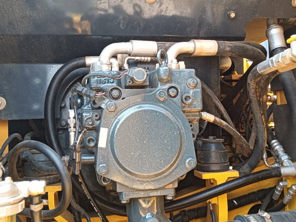 Komatsu PC 160 - Excavadora de cadenas: foto 5 Komatsu PC 160 - Excavadora de cadenas: foto 5