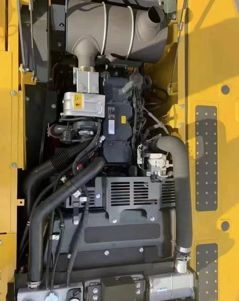 Komatsu PC 200-8 - Excavadora de cadenas: foto 2 Komatsu PC 200-8 - Excavadora de cadenas: foto 2