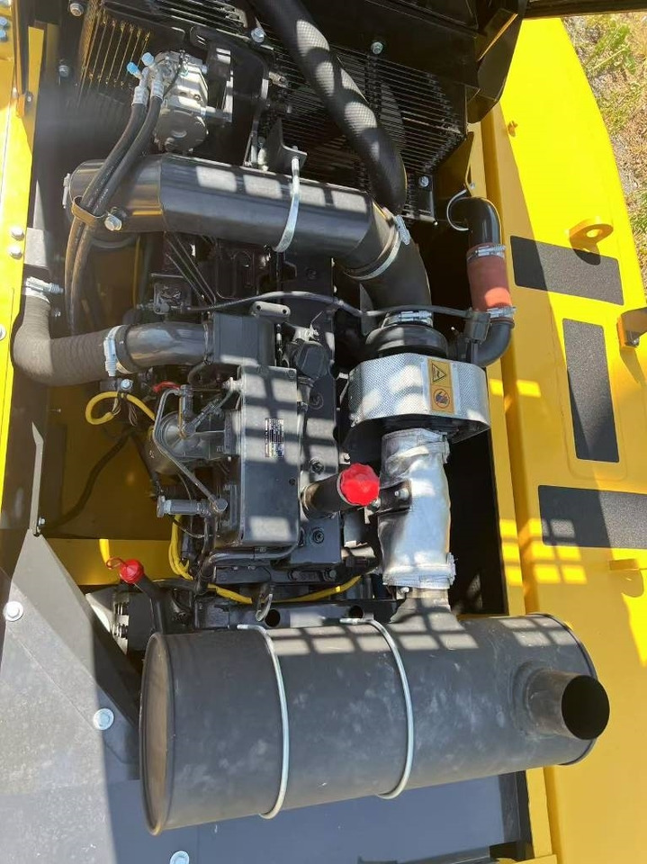 Komatsu PC 300 - Excavadora de cadenas: foto 3 Komatsu PC 300 - Excavadora de cadenas: foto 3