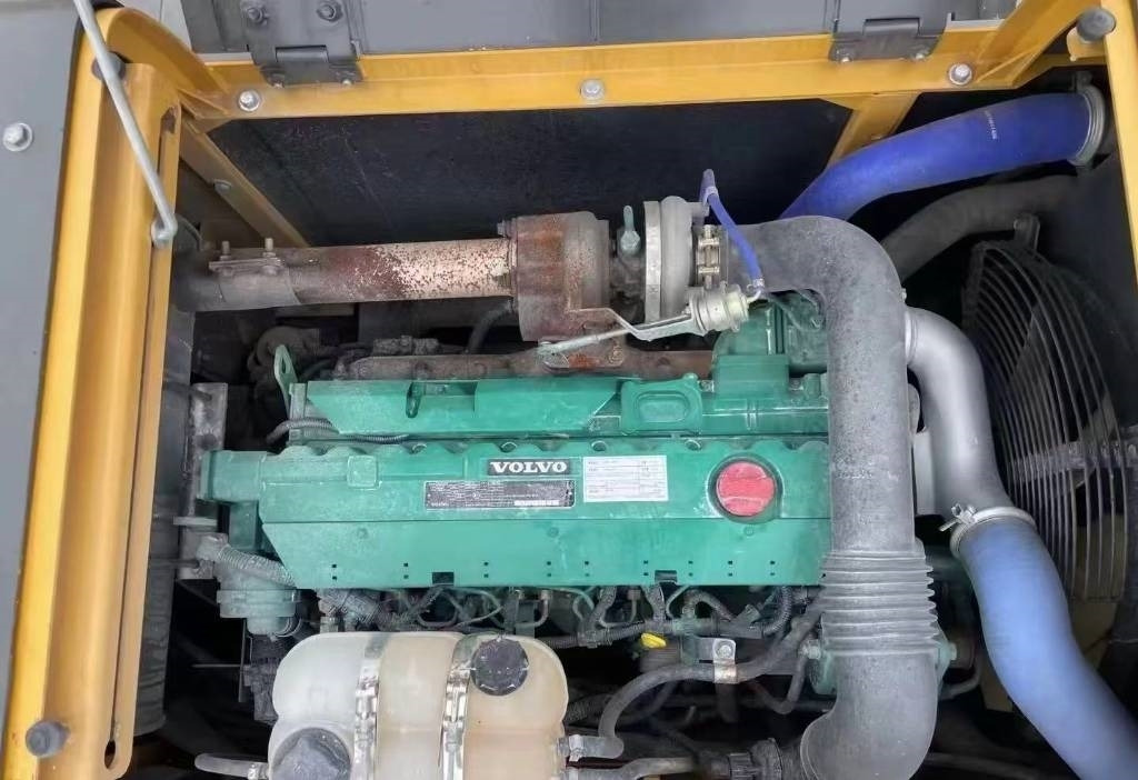 Volvo EC 210 - Excavadora de cadenas: foto 2 Volvo EC 210 - Excavadora de cadenas: foto 2