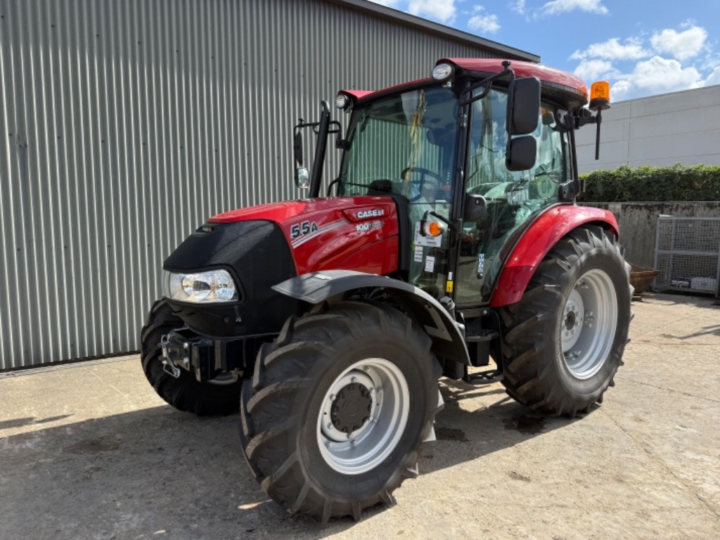 Case IH Farmall 55 A - Tractor: foto 2 Case IH Farmall 55 A - Tractor: foto 2