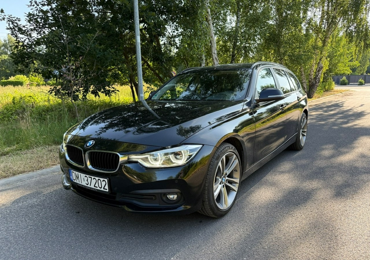 BMW SERIA 3 V (F30/F31/F34) BMW SERIA 3 318d 150KM Automat SportLine*AdaptiveLed*Navi*Półskóra*SerwisBMW* FV - Coche familiar: foto 1 BMW SERIA 3 V (F30/F31/F34) BMW SERIA 3 318d 150KM Automat SportLine*AdaptiveLed*Navi*Półskóra*SerwisBMW* FV - Coche familiar: foto 1