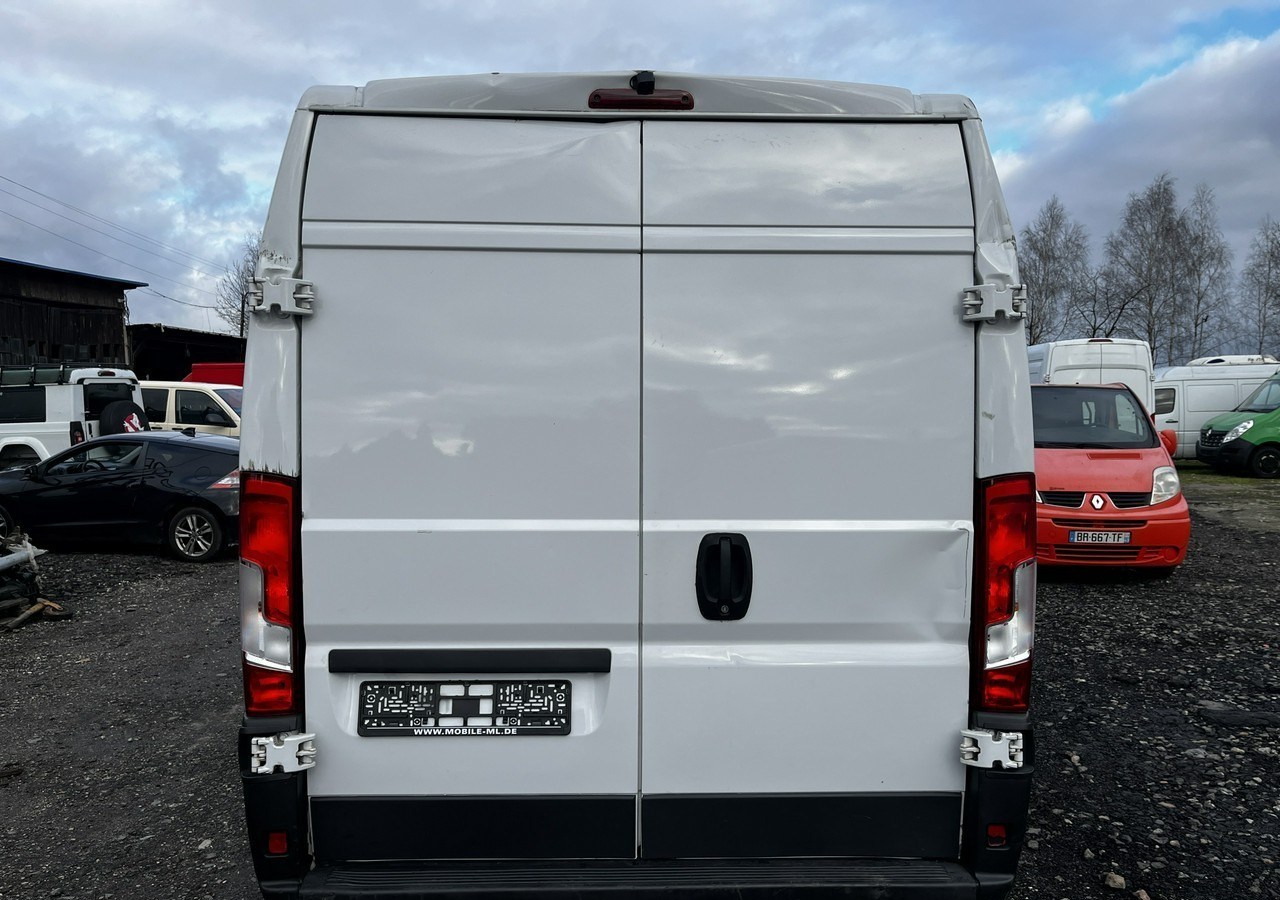 Furgón Citroen Jumper Jumper 2.2-140KM Długi Wysoki Klima Kamera 106tkm Model 2022: foto 11 Furgón Citroen Jumper Jumper 2.2-140KM Długi Wysoki Klima Kamera 106tkm Model 2022: foto 11