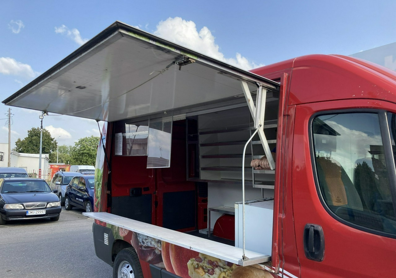 Citroen Jumper Jumper Autosklep Gastronomiczny Food Truck Foodtruck sklep bar 2015 - Camión tienda: foto 4 Citroen Jumper Jumper Autosklep Gastronomiczny Food Truck Foodtruck sklep bar 2015 - Camión tienda: foto 4