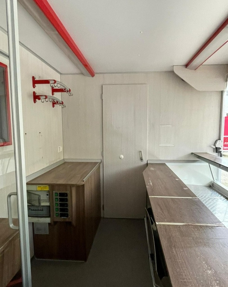 Fiat Ducato Autosklep Gastronomiczny Food Truck Foodtruck sklep W-zasil 2018 BOR - Camión tienda: foto 3 Fiat Ducato Autosklep Gastronomiczny Food Truck Foodtruck sklep W-zasil 2018 BOR - Camión tienda: foto 3