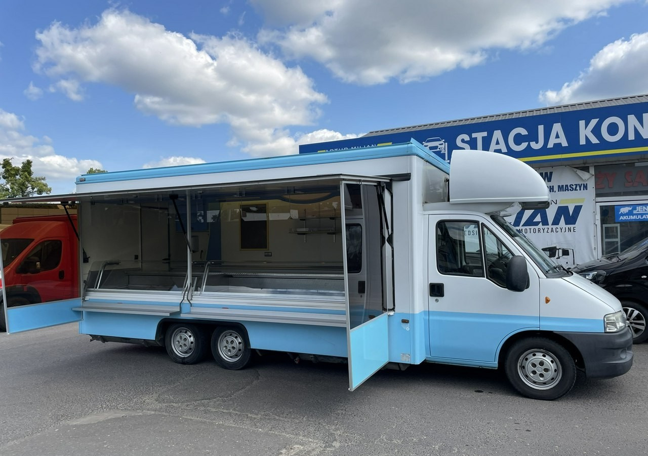Fiat Ducato Autosklep Wędlin Gastronomiczny Food Truck Foodtruck Sklep bar 2006 - Camión tienda: foto 4 Fiat Ducato Autosklep Wędlin Gastronomiczny Food Truck Foodtruck Sklep bar 2006 - Camión tienda: foto 4
