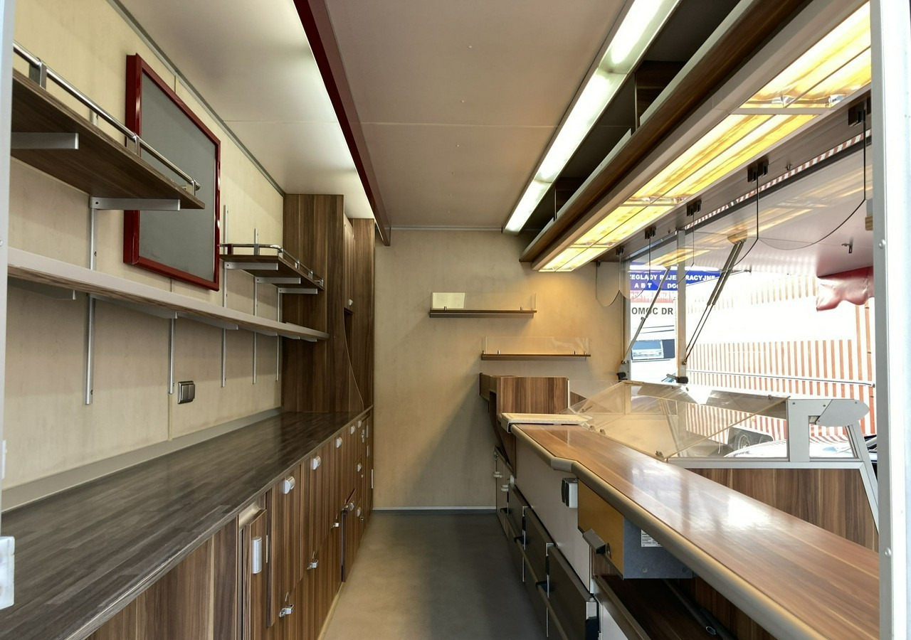 Fiat Ducato Ducato Autosklep Gastronomiczny Food Truck Foodtruck sklep Borco 201 - Camión tienda: foto 5 Fiat Ducato Ducato Autosklep Gastronomiczny Food Truck Foodtruck sklep Borco 201 - Camión tienda: foto 5