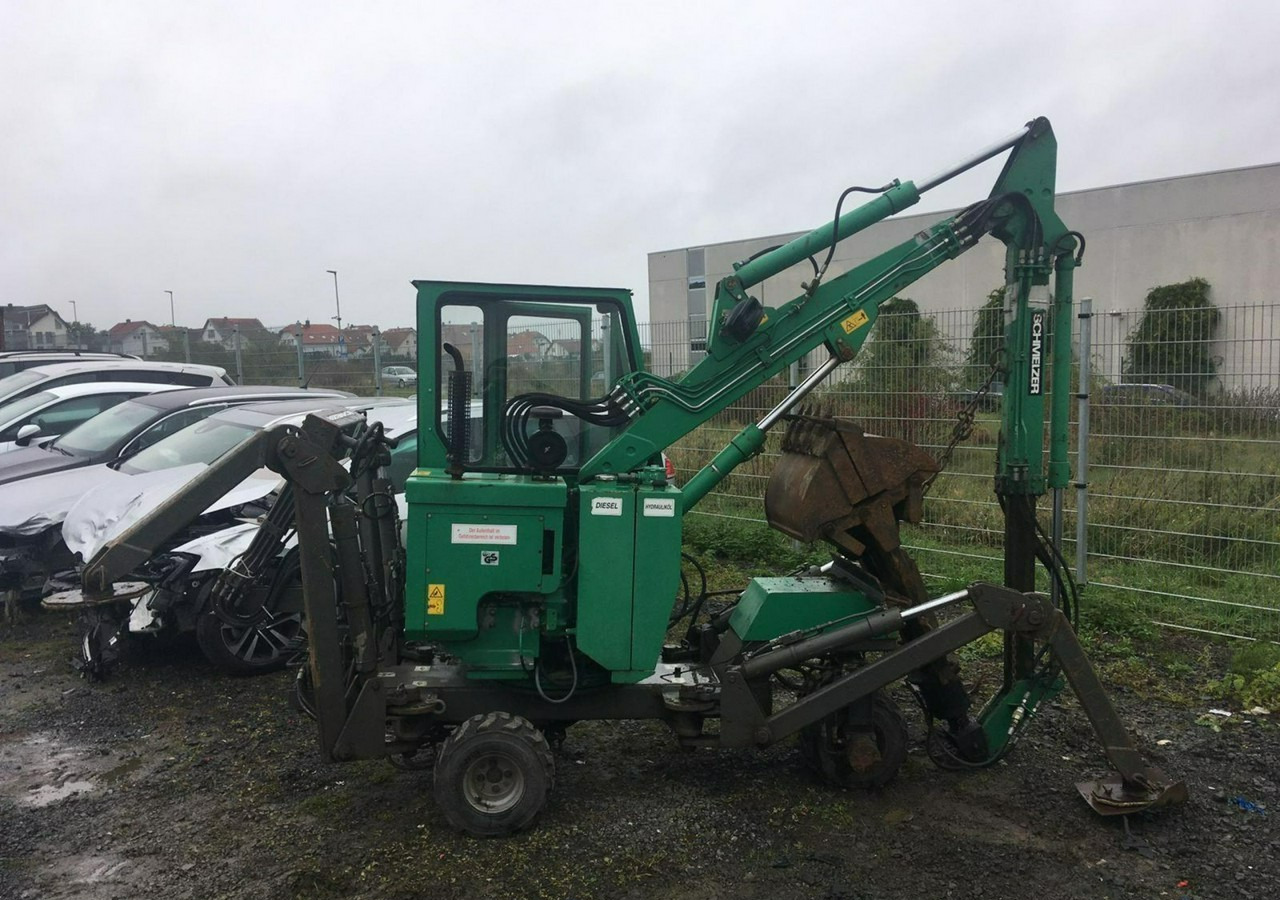 Fiat Ducato Koparka trzy kołowa Robo 350 - Miniexcavadora: foto 1 Fiat Ducato Koparka trzy kołowa Robo 350 - Miniexcavadora: foto 1