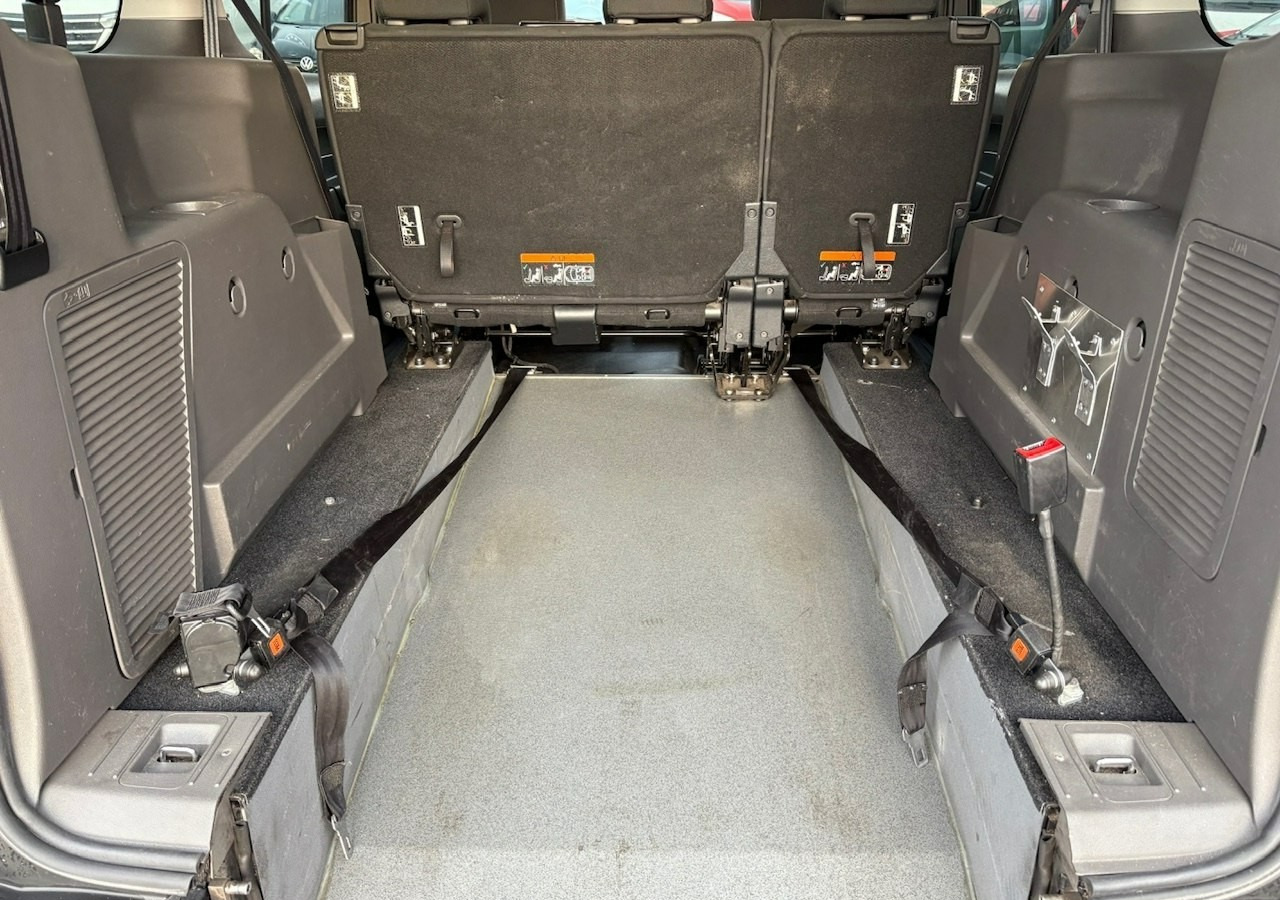 Ford Tourneo Connect II Connect Automat dla niepełnosprawnych Rampa Inwalida PFRON - Coche familiar: foto 3 Ford Tourneo Connect II Connect Automat dla niepełnosprawnych Rampa Inwalida PFRON - Coche familiar: foto 3