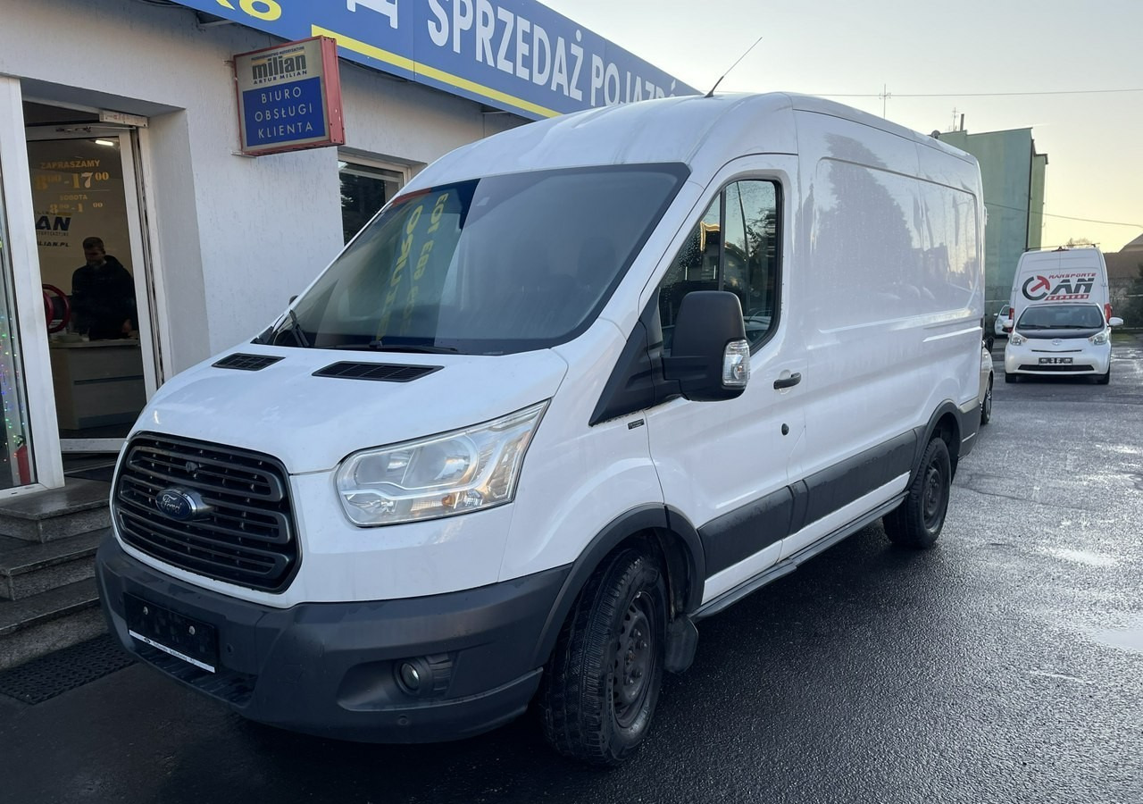 Ford Transit Ford Transit 2,2 DCI-155KM Klima 4X4 Kamera 129tkm Model 2017 - Furgón: foto 4 Ford Transit Ford Transit 2,2 DCI-155KM Klima 4X4 Kamera 129tkm Model 2017 - Furgón: foto 4