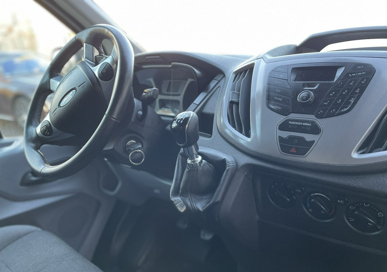 Ford Transit Ford Transit 2,2 DCI-155KM Klima 4X4 Kamera 129tkm Model 2017 - Furgón: foto 2 Ford Transit Ford Transit 2,2 DCI-155KM Klima 4X4 Kamera 129tkm Model 2017 - Furgón: foto 2