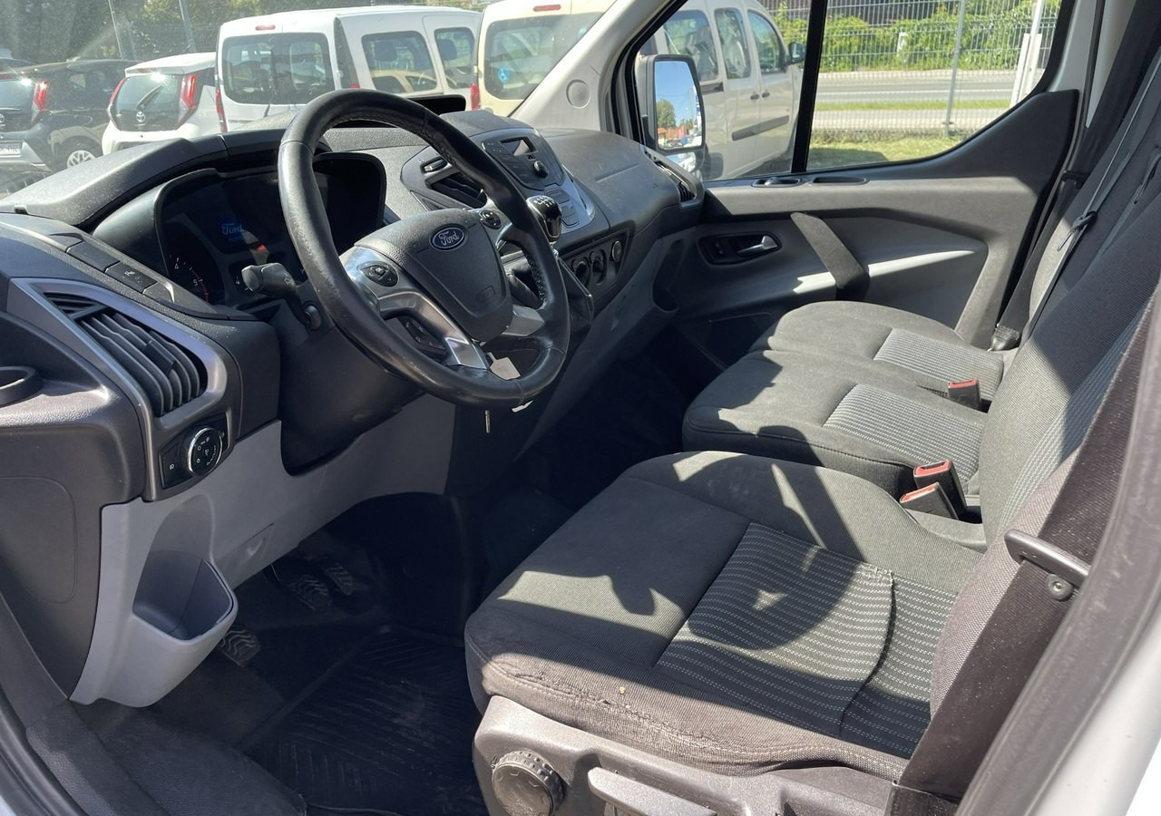 Furgón Ford Transit Transit Custom Transit Custom 2.0 Klima 153tkm Model 2018: foto 19