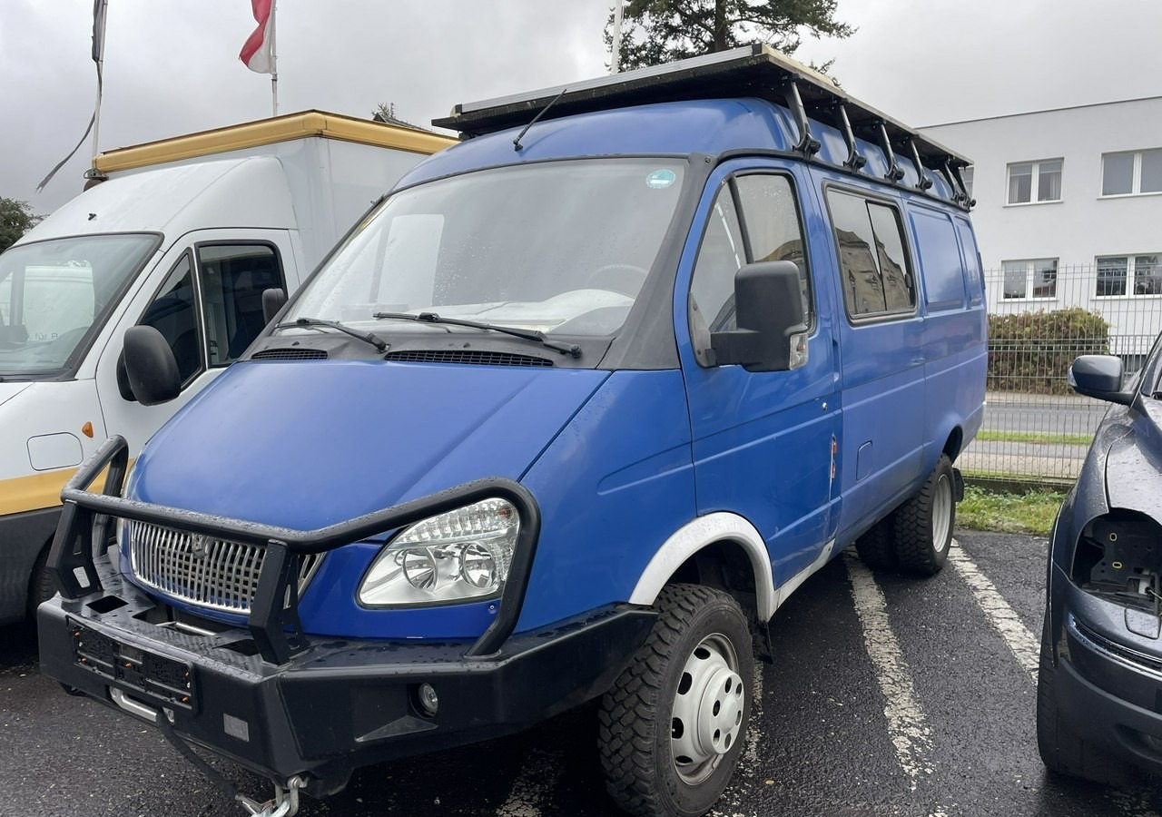 Gaz Gazela Gaz Gazelle Kamper furgon 4X4 benzyna + GAZ LPG Solar 94329km 2010 - Furgón: foto 2 Gaz Gazela Gaz Gazelle Kamper furgon 4X4 benzyna + GAZ LPG Solar 94329km 2010 - Furgón: foto 2