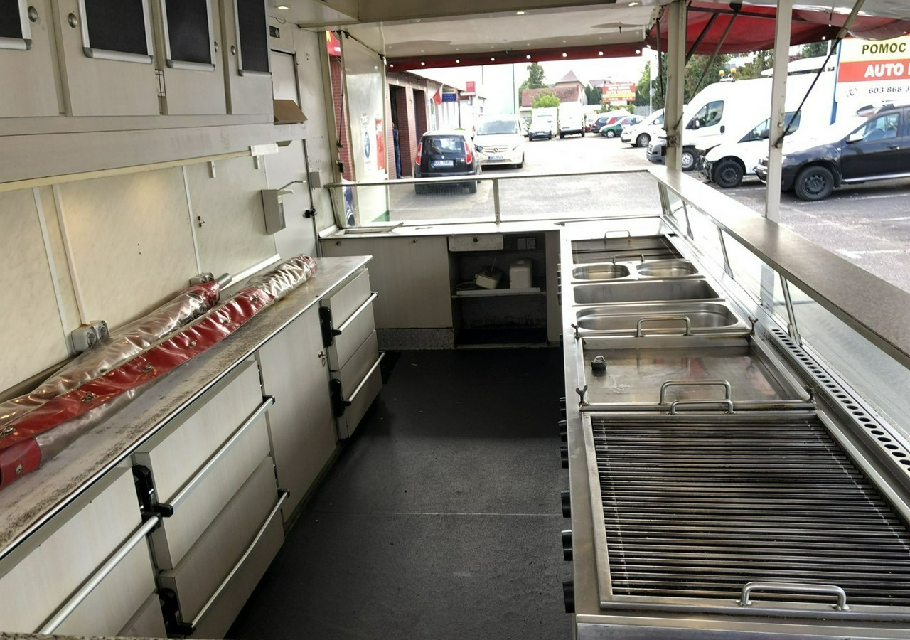 Inna Inny Autosklep Gastronomicznay Foodtruck sklep Food truck Gril imbis Borc - Remolque venta ambulante: foto 3 Inna Inny Autosklep Gastronomicznay Foodtruck sklep Food truck Gril imbis Borc - Remolque venta ambulante: foto 3