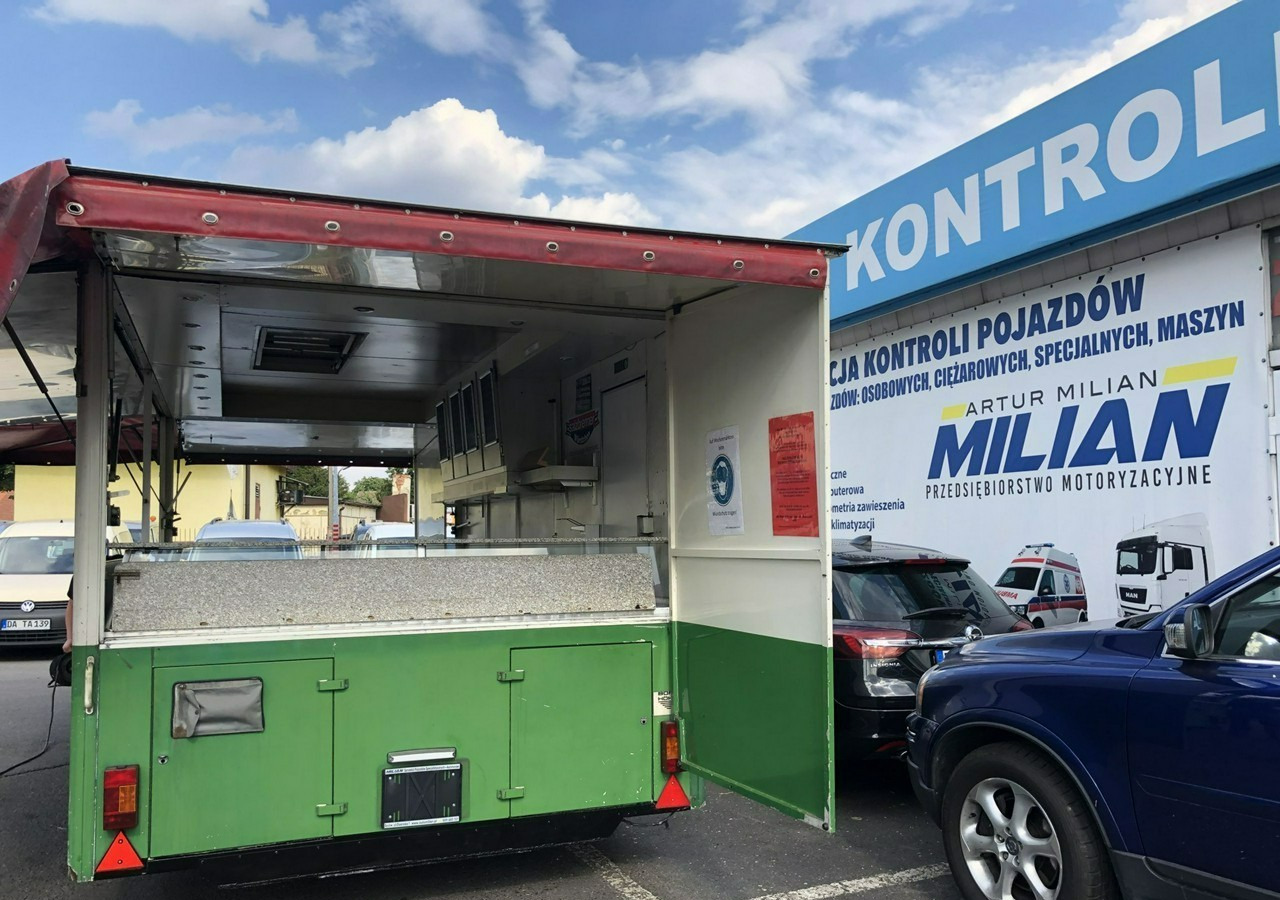 Inna Inny Autosklep Gastronomicznay Foodtruck sklep Food truck Gril imbis Borc - Remolque venta ambulante: foto 4 Inna Inny Autosklep Gastronomicznay Foodtruck sklep Food truck Gril imbis Borc - Remolque venta ambulante: foto 4