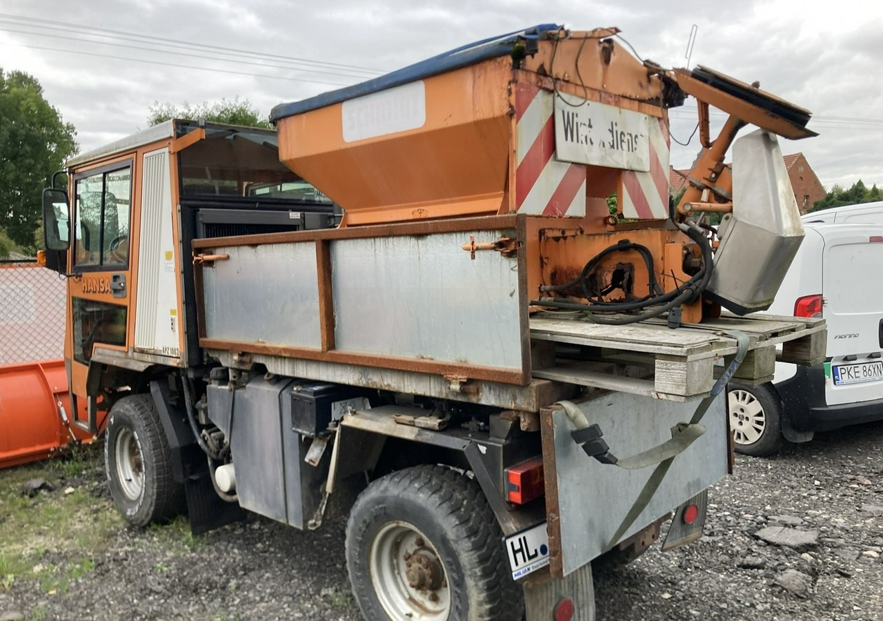 Inna Inny Hansa 4X4 pług posypywarka wywrotka - Máquina quitanieve: foto 5 Inna Inny Hansa 4X4 pług posypywarka wywrotka - Máquina quitanieve: foto 5