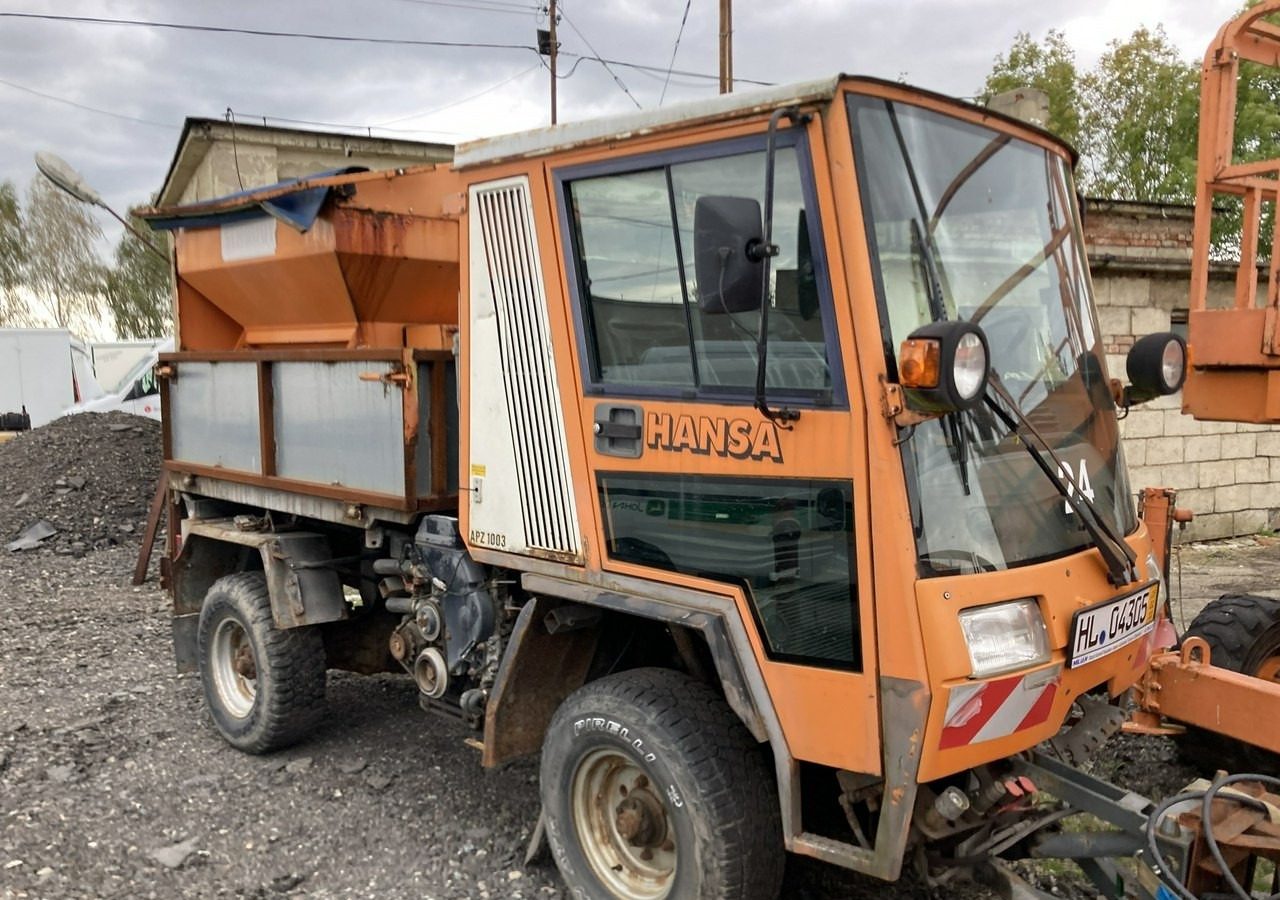 Inna Inny Hansa 4X4 pług posypywarka wywrotka - Máquina quitanieve: foto 2 Inna Inny Hansa 4X4 pług posypywarka wywrotka - Máquina quitanieve: foto 2