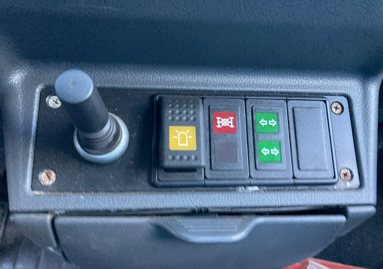 Furgoneta caja abierta Inna Inny PFAU Piaggio Porter 4X4 Skrzynia odśnieżarka Pług 5655km 2012: foto 7